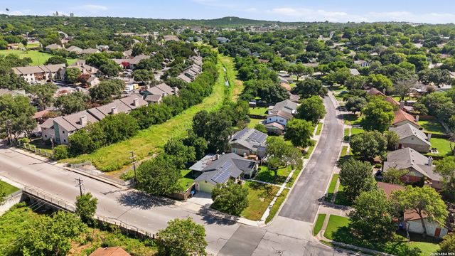 5703 Creekwood Street, San Antonio, TX 78233