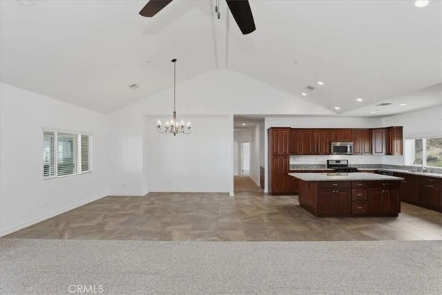 14202 Meadowlands, Riverside, CA 92503