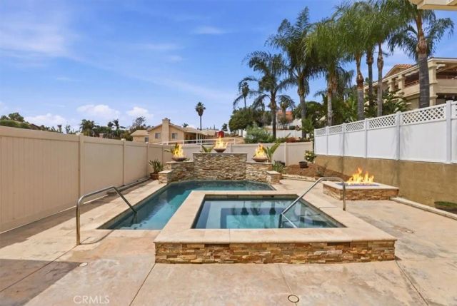 14202 Meadowlands, Riverside, CA 92503