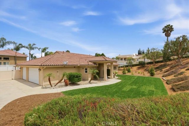 14202 Meadowlands, Riverside, CA 92503