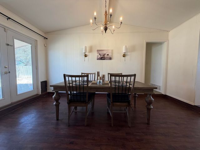 8422 Gary Avenue, Lubbock, TX 79423