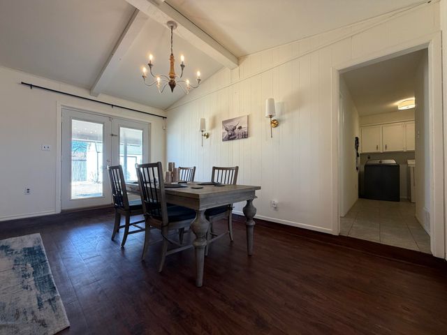 8422 Gary Avenue, Lubbock, TX 79423