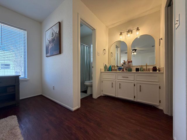 8422 Gary Avenue, Lubbock, TX 79423