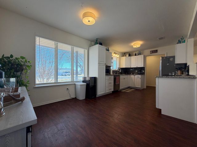 8422 Gary Avenue, Lubbock, TX 79423