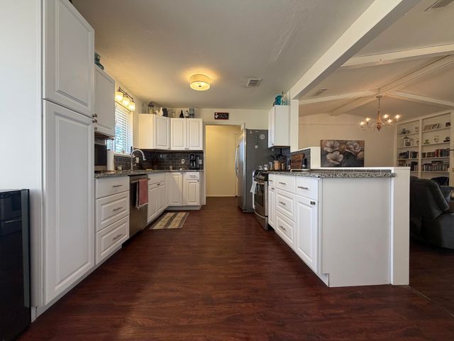 8422 Gary Avenue, Lubbock, TX 79423