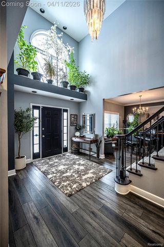 30261 Green Acres, Farmington Hills, MI 48334