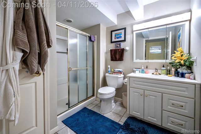 30261 Green Acres, Farmington Hills, MI 48334