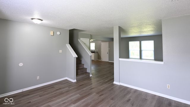 2032 Southernwood Lane, Indianapolis, IN 46231