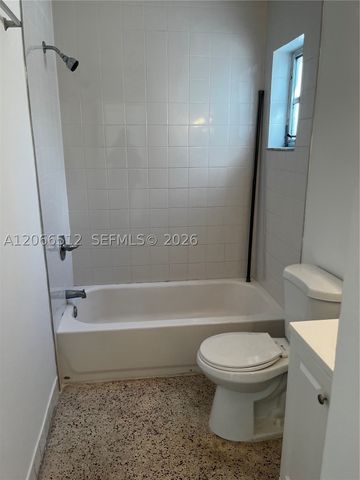 928 SW 30th Ave 3, Miami, FL 33135