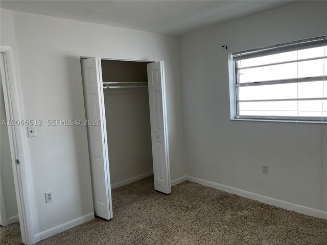 928 SW 30th Ave 3, Miami, FL 33135