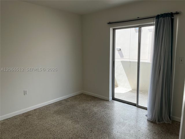 928 SW 30th Ave 3, Miami, FL 33135