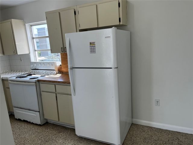 928 SW 30th Ave 3, Miami, FL 33135
