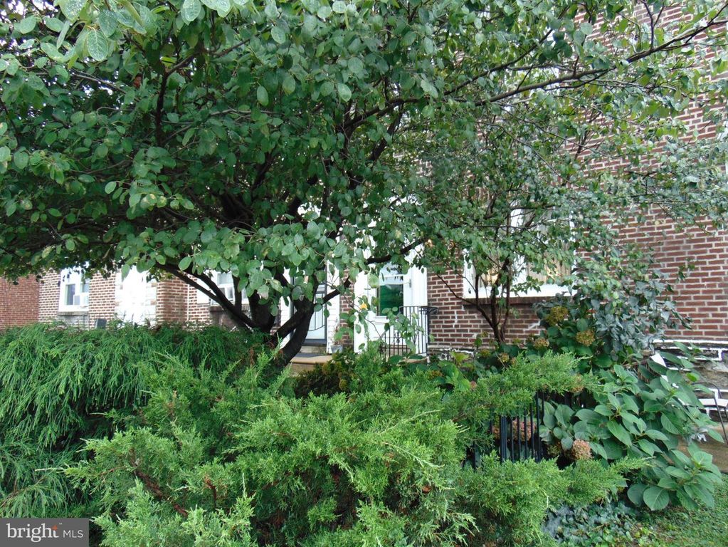 4122 MAGEE AVE, Philadelphia, PA 19135 — photo 2