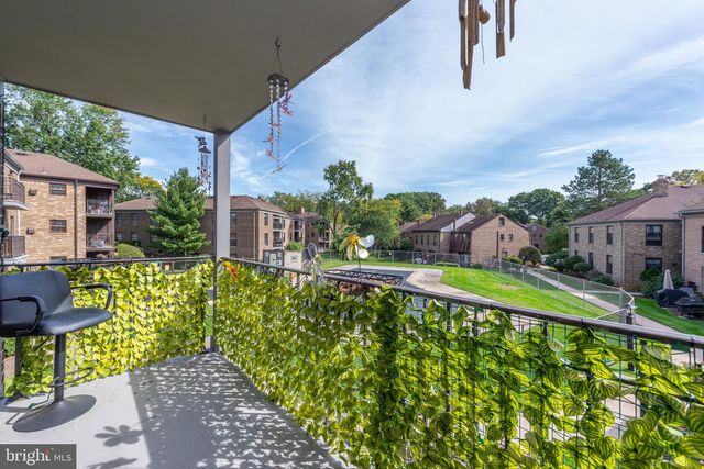 323 GILL LN #12R, Iselin, NJ 08830
