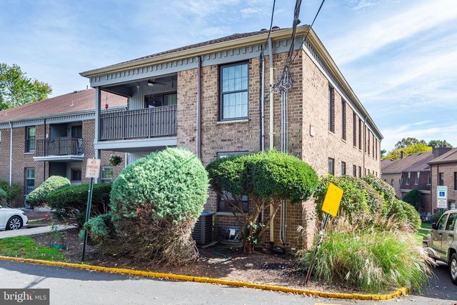 323 GILL LN #12R, Iselin, NJ 08830