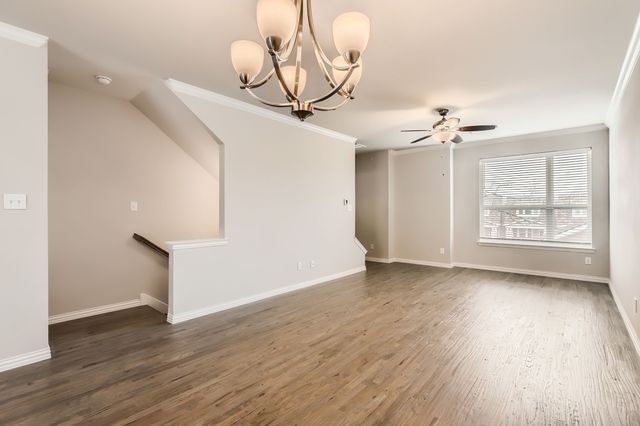 301 E Lamar Street 19, Mckinney, TX 75069