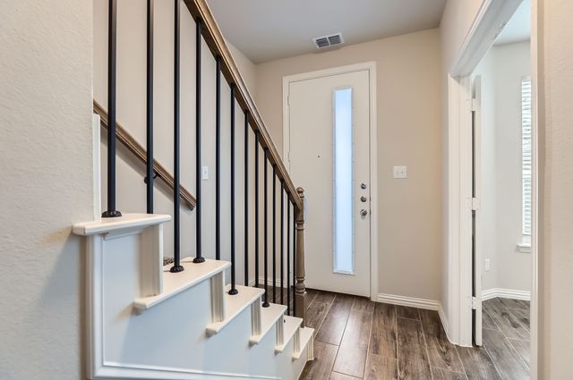 301 E Lamar Street 19, Mckinney, TX 75069