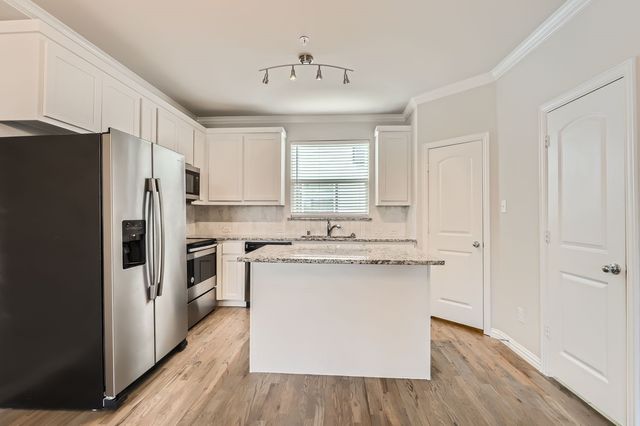 301 E Lamar Street 19, Mckinney, TX 75069