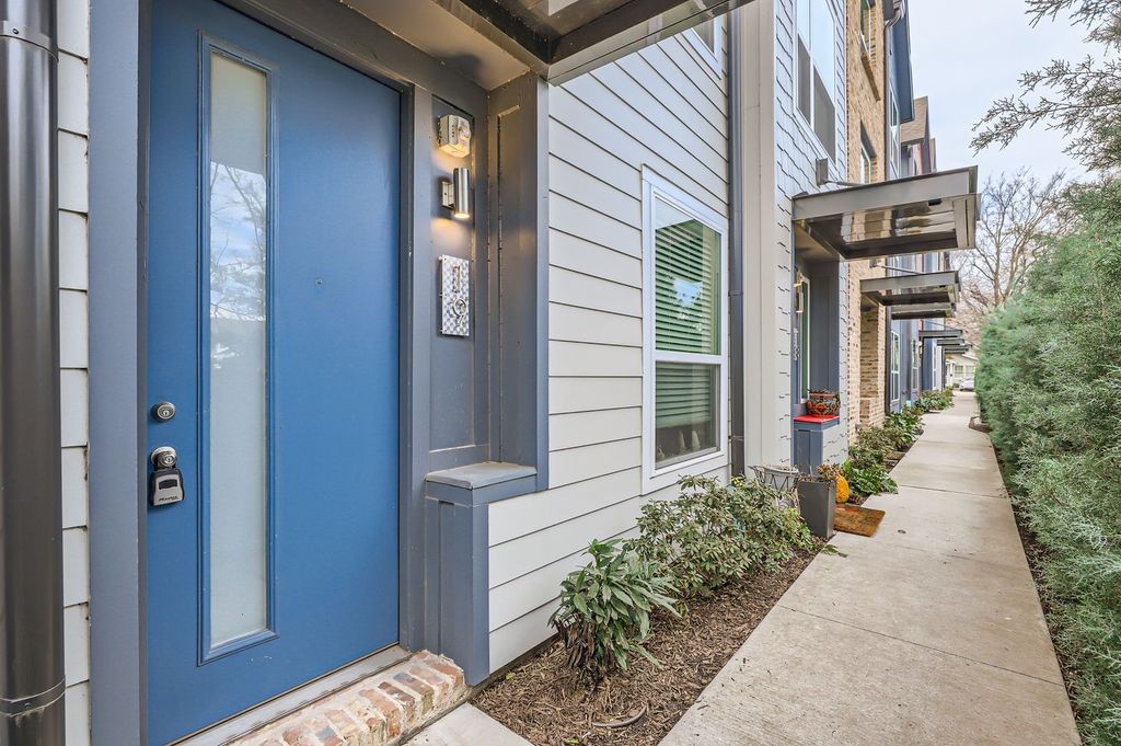 301 E Lamar Street 19, Mckinney, TX 75069