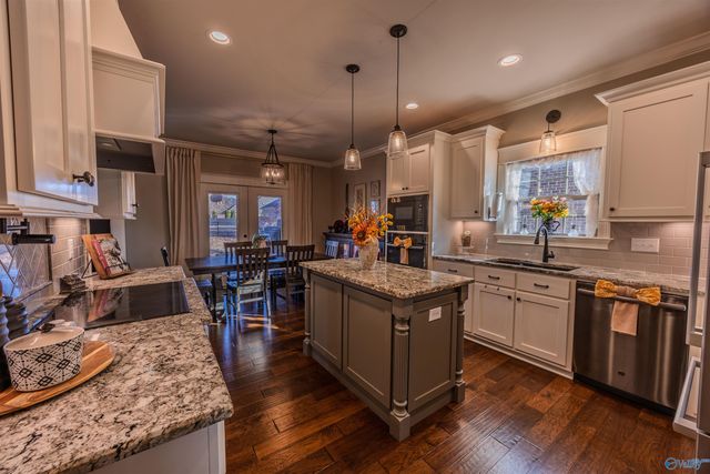 14074 Muirfield Drive, Athens, AL 35613