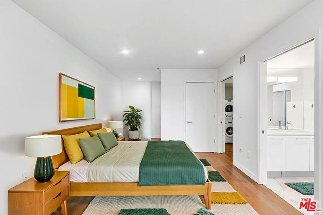 901 S Flower Street 408, Los Angeles, CA 90015