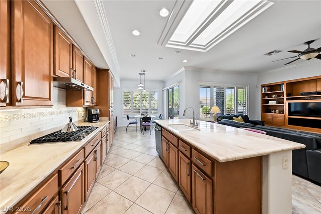 2556 Collinsville Drive, Henderson, NV 89052