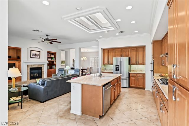 2556 Collinsville Drive, Henderson, NV 89052