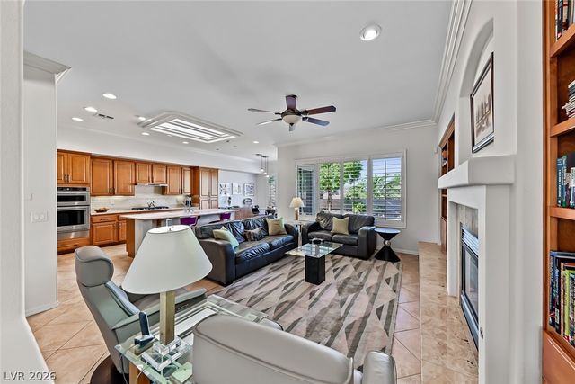 2556 Collinsville Drive, Henderson, NV 89052