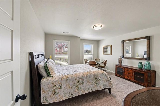 8282 Gleason Road, Lenexa, KS 66227