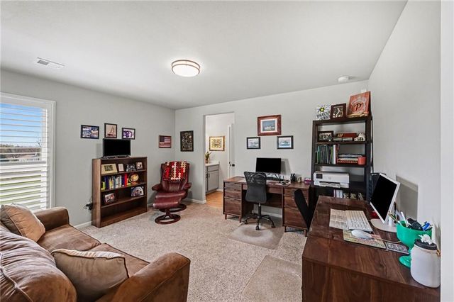 8282 Gleason Road, Lenexa, KS 66227