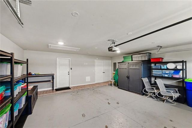 8282 Gleason Road, Lenexa, KS 66227