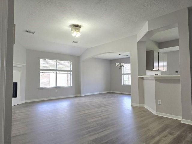 4618 Tiger Trace Lane, Houston, TX 77066