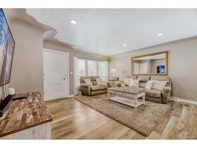 4201 S Galapago St, Englewood, CO 80110
