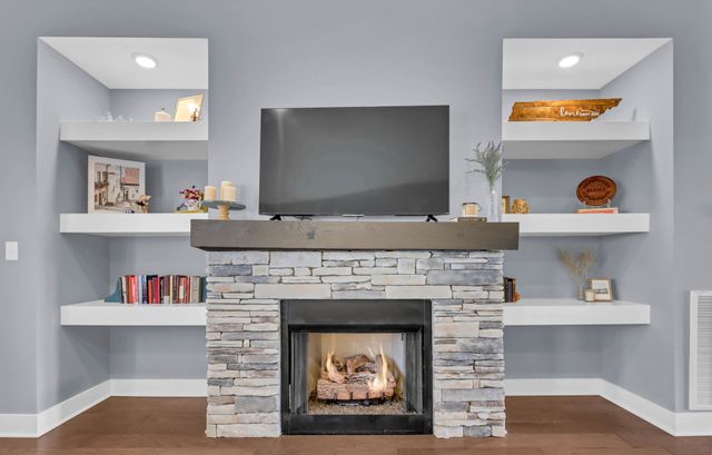 3232 Dunlop Ln, Clarksville, TN 37043