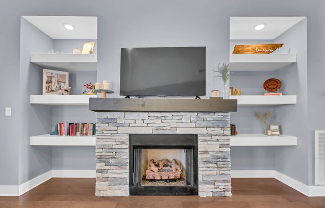 3232 Dunlop Ln, Clarksville, TN 37043