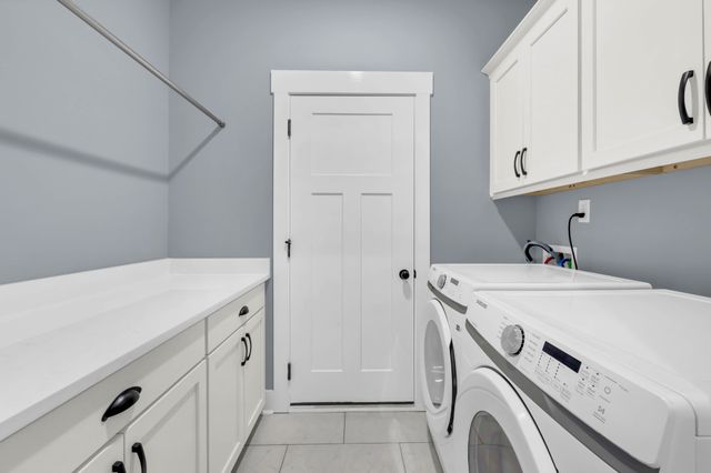 3232 Dunlop Ln, Clarksville, TN 37043