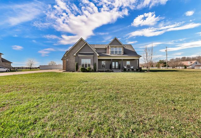 3232 Dunlop Ln, Clarksville, TN 37043