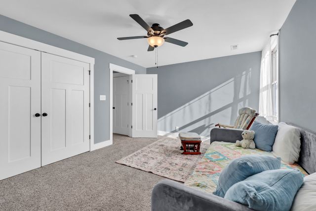 3232 Dunlop Ln, Clarksville, TN 37043