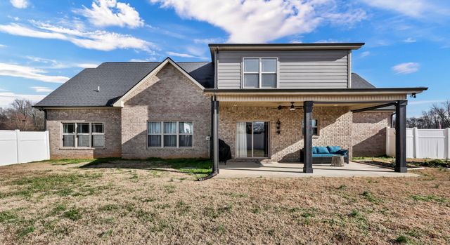 3232 Dunlop Ln, Clarksville, TN 37043