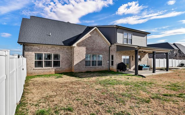 3232 Dunlop Ln, Clarksville, TN 37043