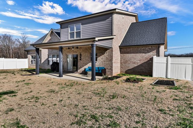 3232 Dunlop Ln, Clarksville, TN 37043