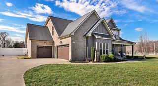 3232 Dunlop Ln, Clarksville, TN 37043