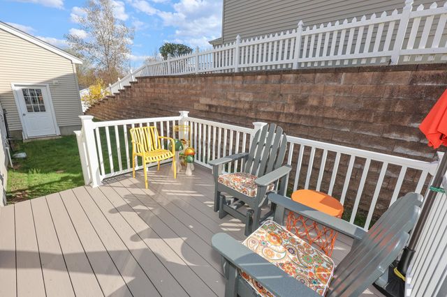 74 Heritage Way, Manchester, NH 03104