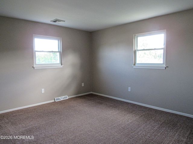 1000 Dove Street, Toms River, NJ 08753