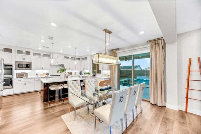 2947 Laredo Dr, Rocklin, CA 95765