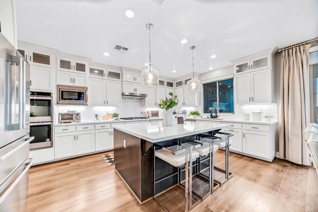 2947 Laredo Dr, Rocklin, CA 95765