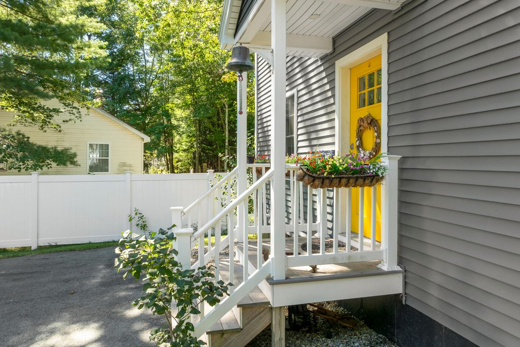 10 Goodwin Avenue, Old Orchard Beach, ME 04064 — photo 4