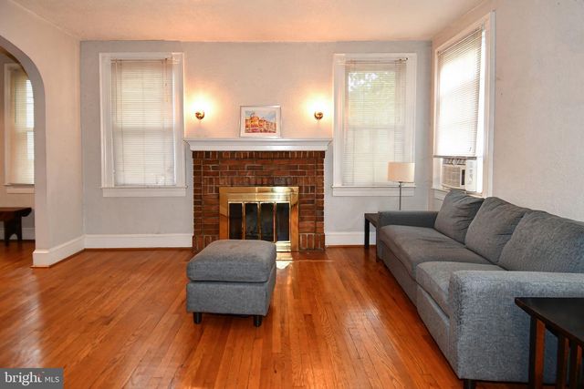 4210 10TH ST NE, Washington, DC 20017