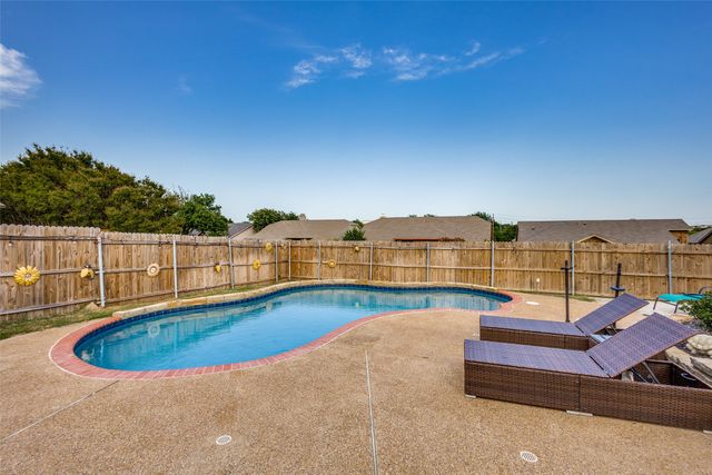 4520 Inman Drive, The Colony, TX 75056