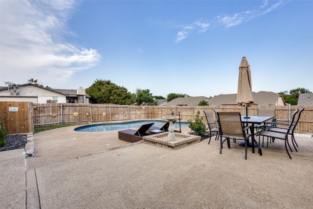 4520 Inman Drive, The Colony, TX 75056